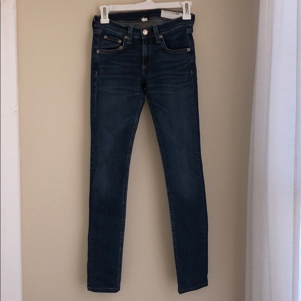 rag and bone medium washed skinny jeans Size 24!